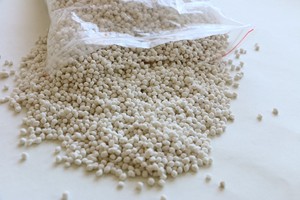 Sulfate d'ammonium granulaire fluide sans adjuvant 21% N 24% S à libération rapide pour terrains de golf et <span class=keywords><strong>gazon</strong></span> - Product Image 4