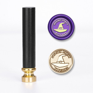 Mini Set de Sellos con Mango de Madera Oscura para Diarios y Sobres, Diseño Metálico Dorado - Product Image 4