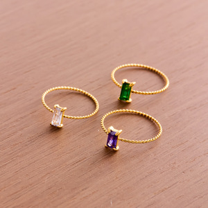 Anello di Alta Qualità con Taglio Smeraldo Naturale e Bordi Affilati per Incontri di Amiche e Tè del Pomeriggio, Fornitura Diretta dal Produttore - Product Image 4