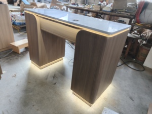Table de travail pour <span class=keywords><strong>ongles</strong></span> moderne et durable avec tiroirs de rangement et barre <span class=keywords><strong>à</strong></span> <span class=keywords><strong>ongles</strong></span> pour salon de manucure professionnel - Product Image 5