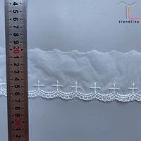 Croix liturgique brodée de couleur blanche en dentelle maillée pour vêtement ecclésiastique