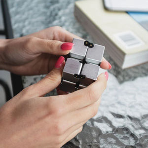 Cubo Mágico Infinito de Metal para Manualidades, Nuevo y Único, Desmontable y Ensamblable, Bloques para Desarrollar la Inteligencia, Venta al Por Mayor - Product Image 3