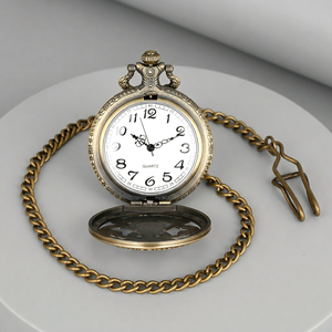 Reloj de Bolsillo de Cuarzo con Diseño Retro de Anime Monkey D. Luffy Straw Hat Crew, 4 Diseños, para Estudiantes como Regalo Promocional - Product Image 3