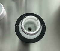 Machine d'emballage intégrée pour tubes souples, remplissage, scellage et coupe de la queue pour la fabrication de pâtes et d'onguents cosmétiques