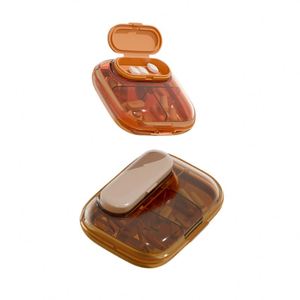 Boîte à pilules quotidienne à 4 compartiments, rangement compact pour une utilisation du matin au soir, boîte en plastique - Product Image 3