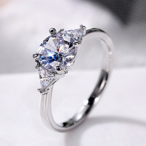 Bague en or blanc avec diamant taille cœur 2 carats, bijoux de fiançailles pour femmes - Product Image 1