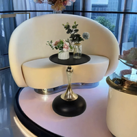 Table basse ronde en forme de tulipe moderne et luxueuse, table d'appoint en métal pour salon