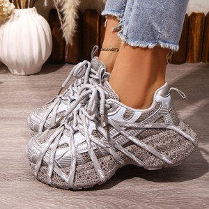 Baskets tendance pour femmes à semelle épaisse avec semelle intérieure en EVA, chaussures décontractées pour la marche et les sports de plein air, respirantes et confortables - Product Image 2