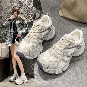 Nuevas Zapatillas de Plataforma de Lujo para Mujer 2025: Diseño de Marca, Aumento de Altura, Estilo Moderno - Product Image 1