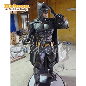 Estatua de <span class=keywords><strong>Batman</strong></span> de Tamaño Real Personalizada en Oferta, Personajes de Películas de Fibra de Vidrio, Escultura de Superhéroe, Escultura de <span class=keywords><strong>Batman</strong></span> de Fibra de Vidrio - Product Image 2