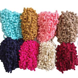 1.2CMストレートフットヘアボールレースポンポンボールフリンジレースオーガンザとサテン100% ポリエステル衣料品アクセサリー - Product Image 3