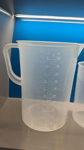 50 मिली 100 मिलीलीटर 250 मिलीलीटर 500 मिलीलीटर 1000 मिलीलीटर बीकर प्रयोगशाला तरल मापने वाले उपकरण प्लास्टिक कप विशिष्ट पैमाने पर लाइनों के साथ - Product Image 6