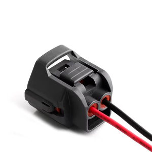 ขั้วต่อสายไฟแบบหุ้มฉนวน 2 ขา สำหรับคอยล์จุดระเบิดรถยนต์ แบบตัวเมีย พร้อมปลอกหุ้ม ได้รับการรับรองมาตรฐาน ISO/TS16949 วัสดุ PBT+GPA66+GF - Product Image 4