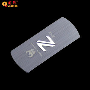 Etichetta con nome in alluminio con stampa in metallo personalizzata-etichetta <span class=keywords><strong>per</strong></span> cani/etichetta in metallo resistente, <span class=keywords><strong>targhetta</strong></span> in alluminio Premium <span class=keywords><strong>per</strong></span> animali domestici/individui - Product Image 2