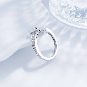 <span class=keywords><strong>Bague</strong></span> de fiançailles en platine Pt950 avec diamant de laboratoire, sertie de 4 griffes, style artistique de luxe léger, pour femme - Product Image 3