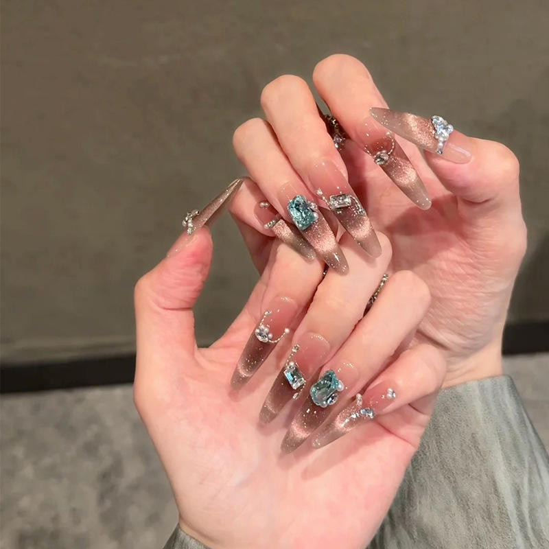 BY1969สง่างามและสง่างาม