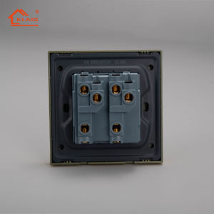 Interrupteur à clé de piano Prise à cinq trous pour la maison, hôtel de maison d'hôtes-Interrupteur personnalisé Prise murale gratuite SDK Commutateur Wifi 16A - Product Image 6