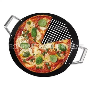 Plaque à pizza noire antiadhésive avec poignées 45,3x40,5 cm, plaque de cuisson ronde en fer pour usage domestique - Product Image 3