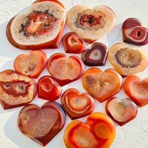 หินคาร์เนเลียนดรูซี่คริสตัลทรงหัวใจคุณภาพสูงเป็นมิตรกับสิ่งแวดล้อมสำหรับตกแต่งบ้านและบำบัดรักษา - Product Image 2