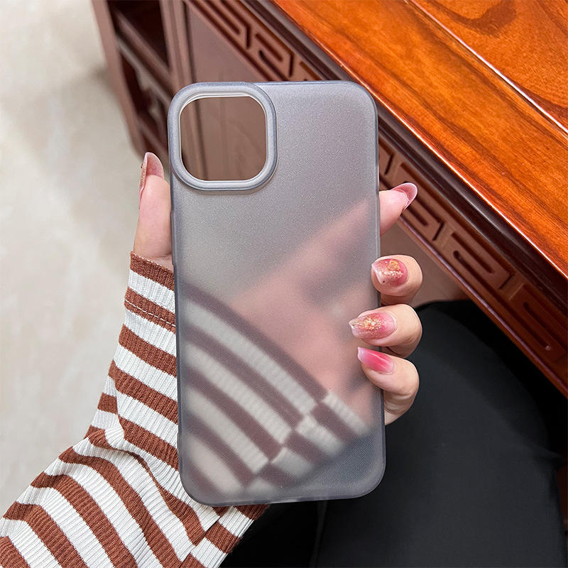 รูขุมขนใหญ่แบบด้าน [สีดำโปร่งแสง]