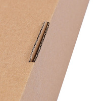 Vente en gros de boîte d'emballage en carton d'expédition en carton ondulé biodégradable coloré plat pour chaussure kraft