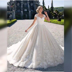 Vestido <span class=keywords><strong>de</strong></span> Novia <span class=keywords><strong>de</strong></span> Alta Costura S2061Y Estilo Castillo Español, Elegante Vestido <span class=keywords><strong>de</strong></span> Novia con Mangas Cortas y Bordado <span class=keywords><strong>de</strong></span> Encaje - Product Image 2