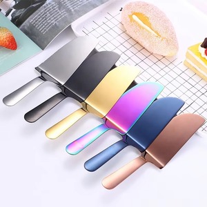 Design personnalisé <span class=keywords><strong>en</strong></span> acier inoxydable or coupe-gâteau <span class=keywords><strong>en</strong></span> métal outils de cuisson avec couteau et fourchette <span class=keywords><strong>plaque</strong></span> - Product Image 6