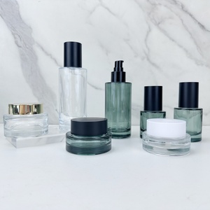 ขวดหยดแบบแบนสีดำขนาด 1 ออนซ์ สำหรับน้ำมันหอมระเหย ขายส่ง ขวดเซรั่มเครื่องสำอางแก้วก้นหนาขนาด 40 มล. แบบกำหนดเองได้ - Product Image 3