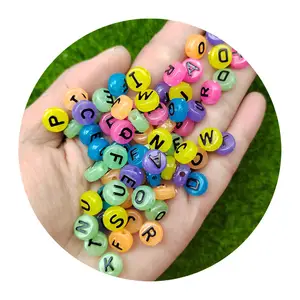 Factory Wholesale Jewelry Decoration 10mm Candy Colors Round Flat Black Alphabet Acrylic Initial Letter Loose Beads