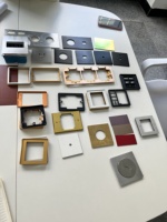 Interrupteur tactile intelligent personnalisé de type US avec façade en aluminium anodisé et cadre en aluminium anodisé CNC