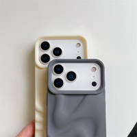 Étui de téléphone portable en cuir véritable de haute qualité, anti-empreintes digitales, résistant aux chocs, style Ins, avec support de téléphone intégré, effet vague d'eau 3D mat