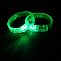 Bracelet LED Lumineux en Acrylique pour Concerts et Festivals de Musique, Alimenté par Piles, Non Toxique, Bracelet de Fête