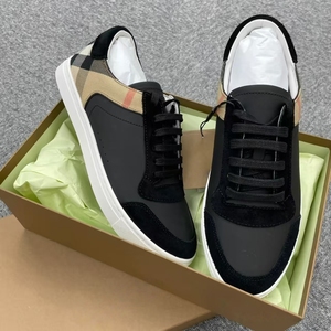 2025 new luxury brand design men's classic sports walking shoes Low-Top Casual Retro <b>skateboarding</b> shoes - Product Image 1
