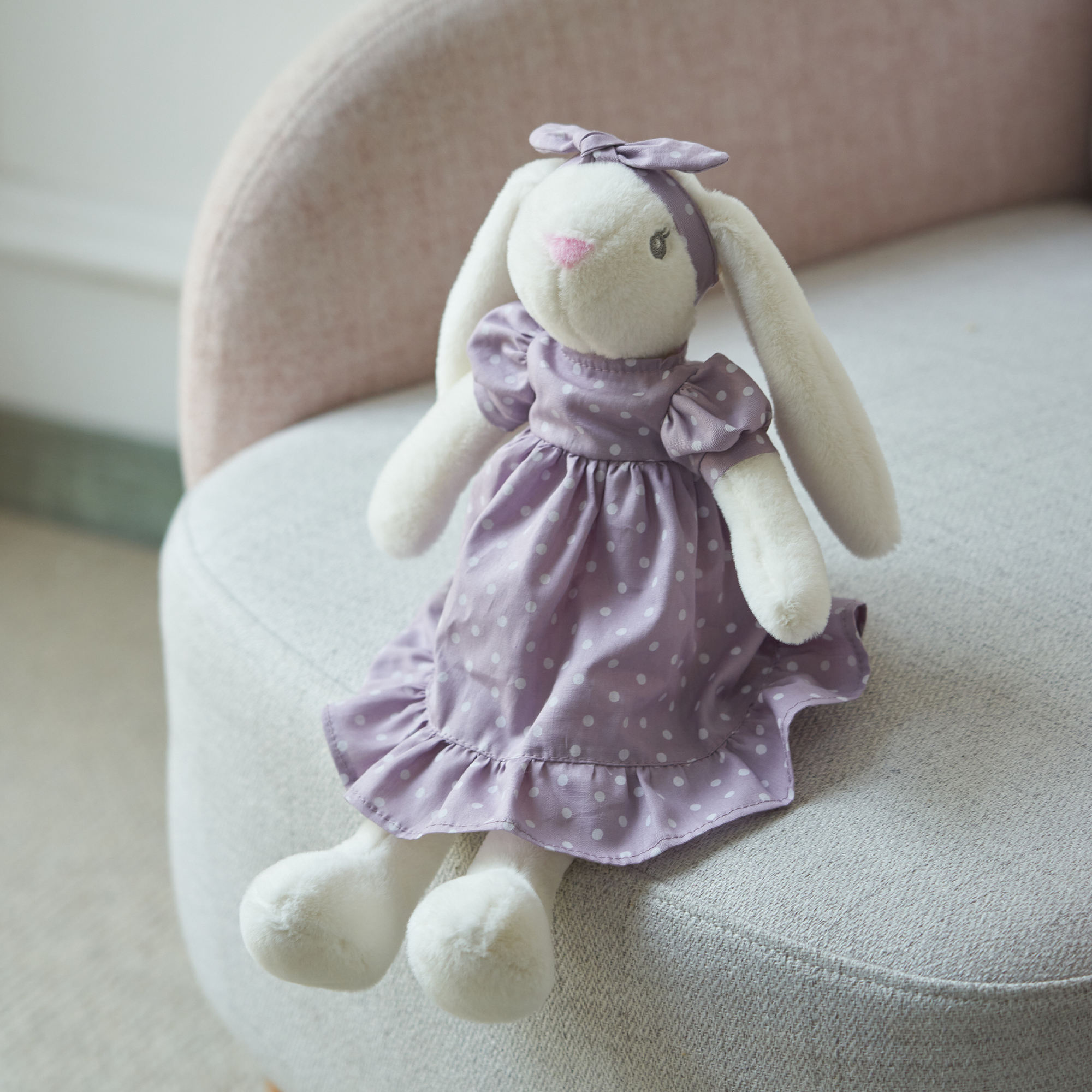 Dressing rabbit-purple