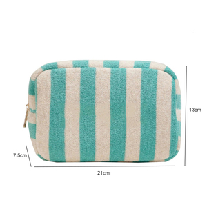 Sac <span class=keywords><strong>de</strong></span> <span class=keywords><strong>toilette</strong></span> personnalisé pour femme <span class=keywords><strong>en</strong></span> <span class=keywords><strong>tissu</strong></span> éponge doux, organiseur <span class=keywords><strong>de</strong></span> cosmétiques <span class=keywords><strong>en</strong></span> <span class=keywords><strong>tissu</strong></span> éponge rayé, sac à maquillage <span class=keywords><strong>en</strong></span> <span class=keywords><strong>tissu</strong></span> éponge - Product Image 2