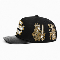 Gorra de béisbol de gamuza con visera curva, forro de satén, logotipo bordado 3D personalizado, pedrería y metal, al por mayor OEM Rico O Muerto
