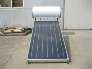 Calentador de Agua <span class=keywords><strong>Solar</strong></span> de Placa Plana Presurizado de 100L-300L para Uso Comercial, Hotelero, Doméstico y Exterior, Eficiencia Energética Clase A - Product Image 3