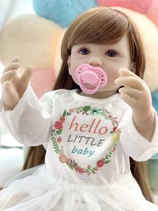 Muñeca Reborn de Silicona <span class=keywords><strong>que</strong></span> Llora y Hace Popó - Modelo 55 en Venta, 98 cm, Kitpanam - Product Image 4