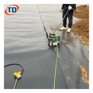 Geomembrana de HDPE de Bajo Precio para Revestimiento de Presas, Estanques de Peces y Vertederos, 0.5mm 0.75mm 1mm 2mm, para Piscicultura, Venta al Por Mayor de Fábrica - Product Image 4