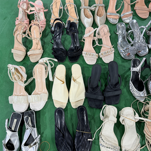 รองเท้าแตะผู้หญิงมือ<span class=keywords><strong>ส</strong></span>องดีไซน์พิเศษและมีเอกลักษณ์เฉพาะตัว รองเท้ามือ<span class=keywords><strong>ส</strong></span>องขายส่งแบบยกกระ<span class=keywords><strong>ส</strong></span>อบ - Product Image 3