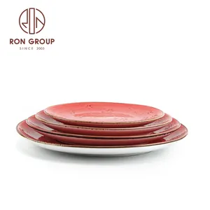 Nuovo stile ristorante banchetto di nozze stoviglie stoviglie piatto piano in ceramica pomodoro rosso infrangibile Chip Set piatti in porcellana