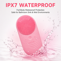 Brosse nettoyante électrique portable en silicone souple pour le visage, avec capuchon anti-poussière et housse de protection, vente en gros, usine OEM