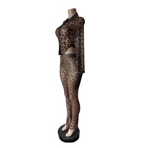 Completo <span class=keywords><strong>Donna</strong></span> Primavera Autunno, Top Trasparente in Rete con Stampa Leopardata e Leggings a Vita Alta, Set <span class=keywords><strong>Sexy</strong></span> in Due Pezzi - Product Image 5