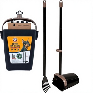 Ramasse-crottes pour chien avec bac pivotant et râteau, contrôle efficace des odeurs, noir (2 sacs à déchets parfumés très résistants inclus) - Product Image 1