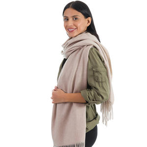 Mongolia Interior 100% chal de lana de cordero Real chal de lana de Color Beige sólido invierno grande grueso cálido estolas de lana para mujer - Product Image 1