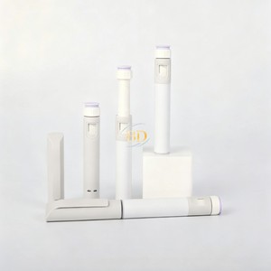 Forme de corps conique et mince, dispositifs de distribution de liquide jetables compatibles avec les cartouches en verre de 3 ml, adaptés aux sacs de rangement étroits. - Product Image 2