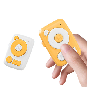 Micrófono de Anillo para Desplazamiento en TikTok CYKE P11, Control Remoto Inalámbrico Bluetooth para iPhone y Google Pixel - Product Image 1