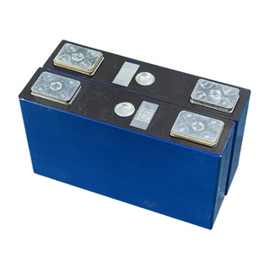 Yinlong แบตเตอรี่ลิเธียมไอออน3.2V 102Ah 70Ah LFP สำหรับพลังงานแสงอาทิตย์ - Product Image 3