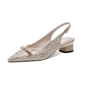 Escarpins Moncheer pour <span class=keywords><strong>femme</strong></span> à bout pointu, <span class=keywords><strong>talon</strong></span> bas, ornés de strass et de perles, antidérapants, légers, à enfiler, pour soirée, sexy - Product Image 1