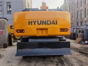 รถขุดล้อยางฮุนได 210W-7 มือสองคุณภาพสูง ขนาด 21 ตัน พร้อมเครื่องยนต์ยันม่าร์ - Product Image 2